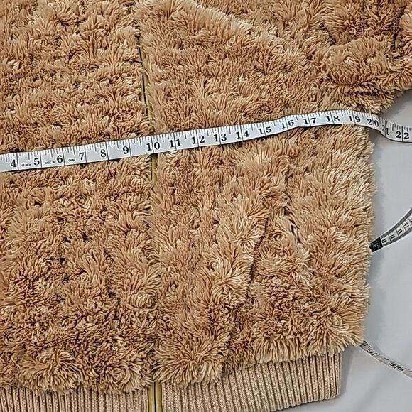 - Esprit vintage faux Shearling jacket size S - Picture 4 of 9